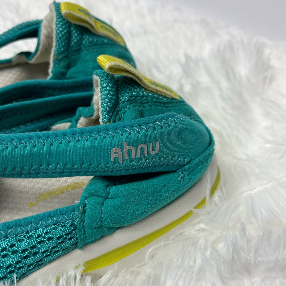 Ahnu Women’s Yoga Split Round Toe Cross Training Shoes - Picture 8 of 10